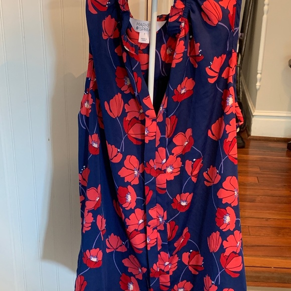Market & Spruce floral top. Worn 2x‎ - Picture 1 of 5